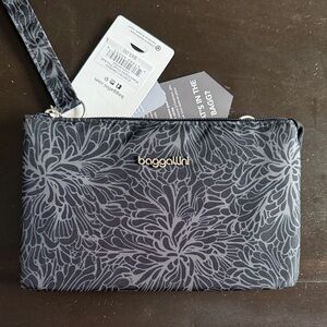 Baggallini Black Floral Clutch